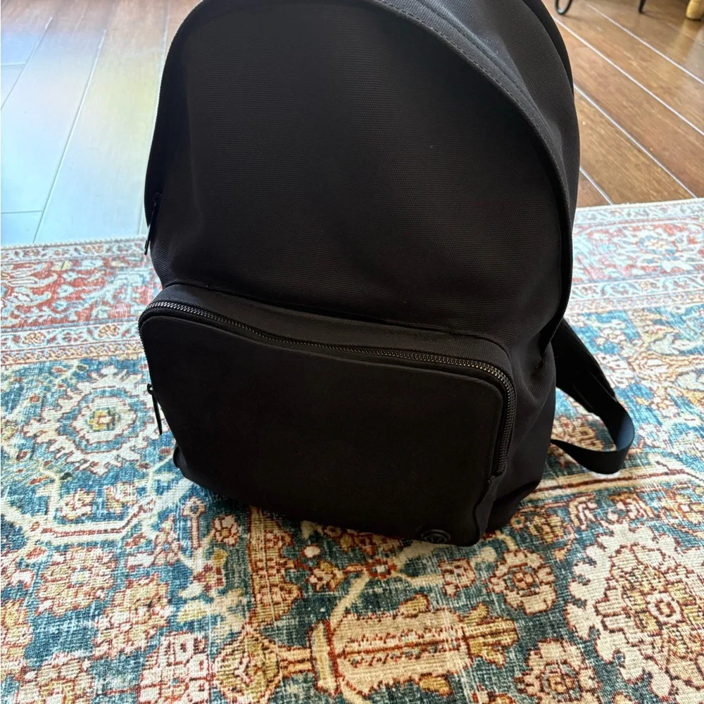 lululemon athletica Black Minimalist Backpack